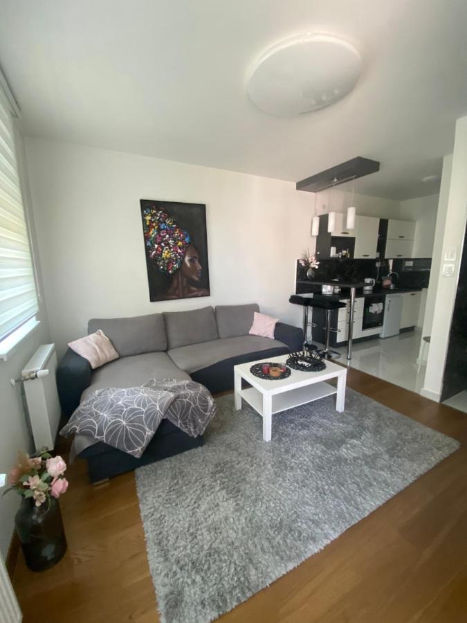 Apartment 212 수보티차 외부 사진